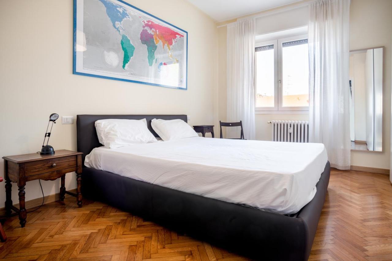 דירות מילאנו Elegante Bilocale In Zona Tortona מראה חיצוני תמונה